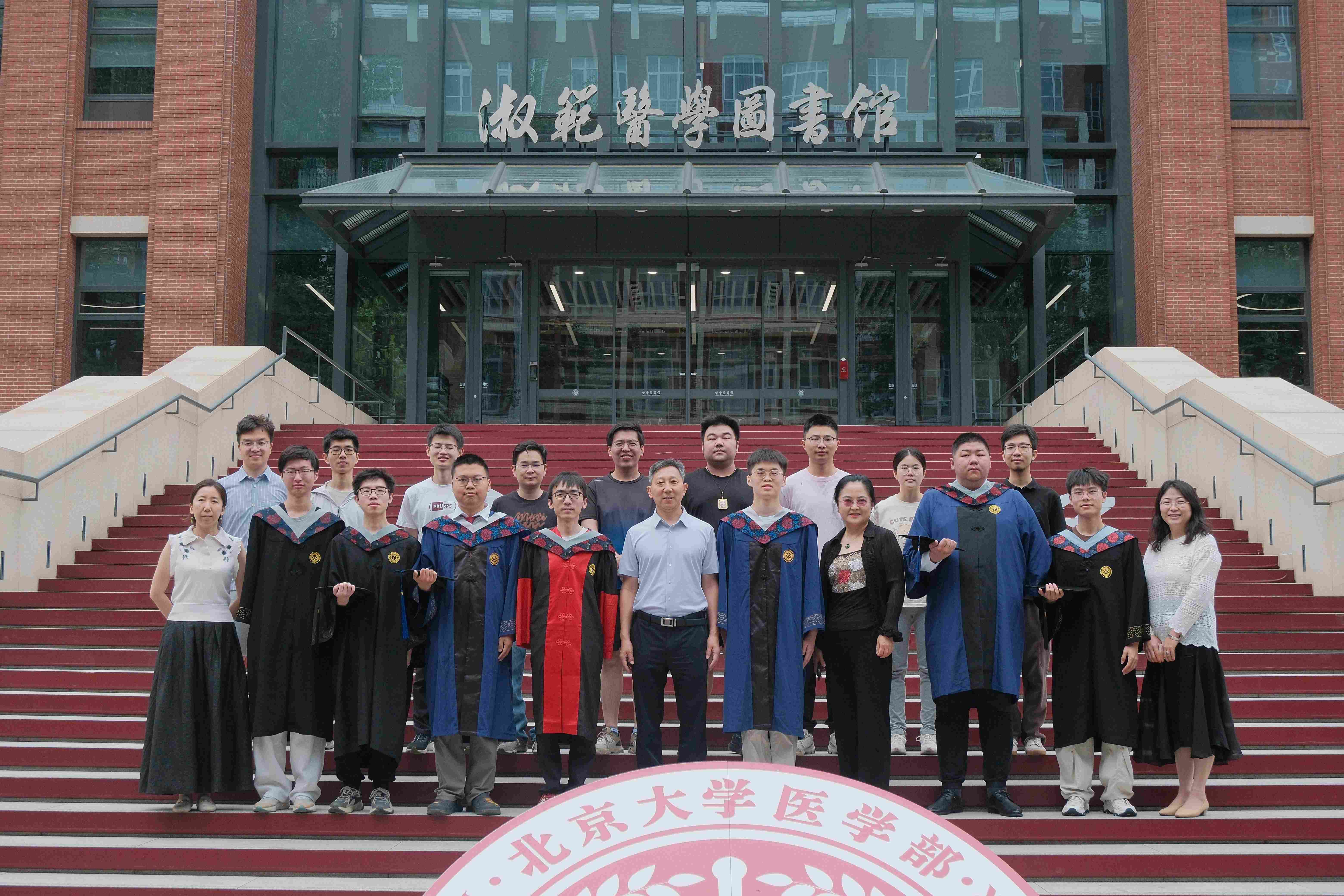 2026年6月毕业合影-6